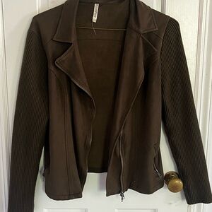 Monoreno Brown Leather Jacket with Wide Lapels